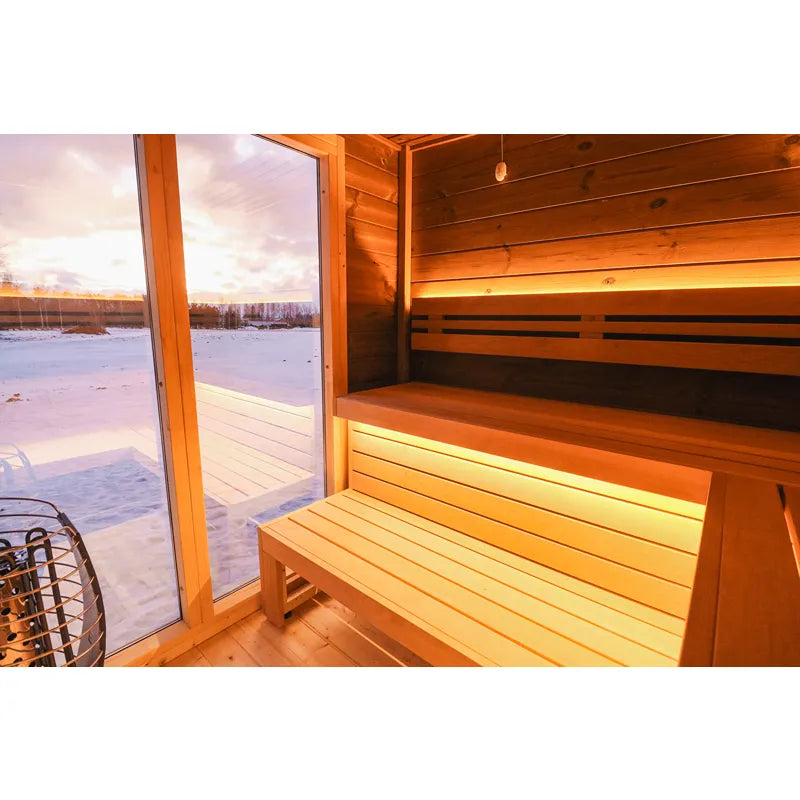 Leil® Patio L Gartensauna 5 Personen mit Holzbänken, Glastür und Seeblick im Winter