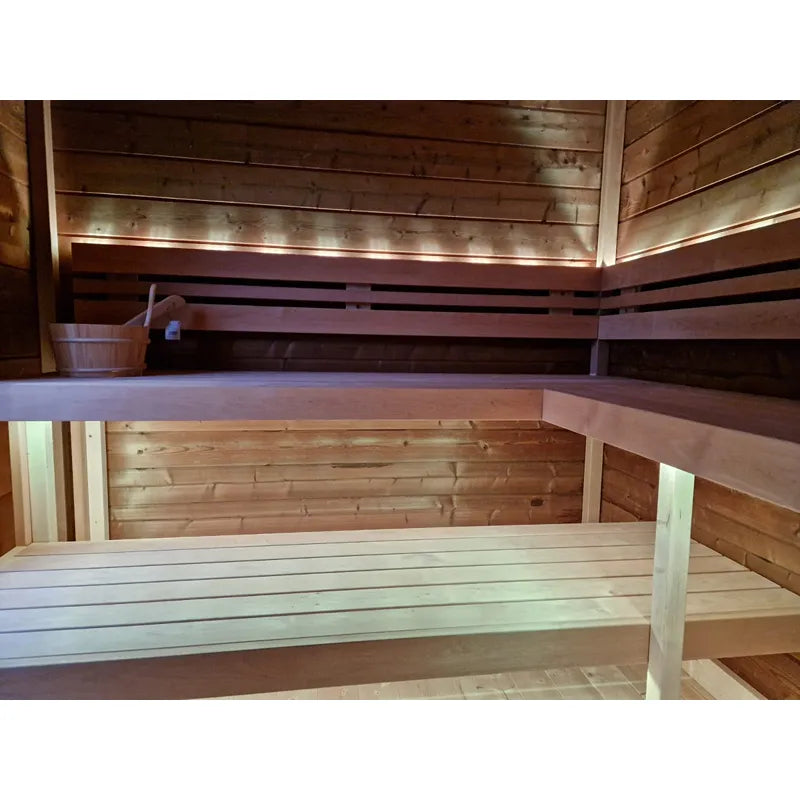 Leil Patio L Plus Gartensauna Innenraum mit Holzbänken und LED-Beleuchtung