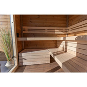 Leil Patio S Gartensauna 4 Personen Innenraum mit Holzbänken und großem Fenster