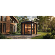 Leil Patio S Gartensauna 4 Personen 4,0 m² mit schwarzem Rahmen und Holzverkleidung im modernen Garten neben Wohnhaus