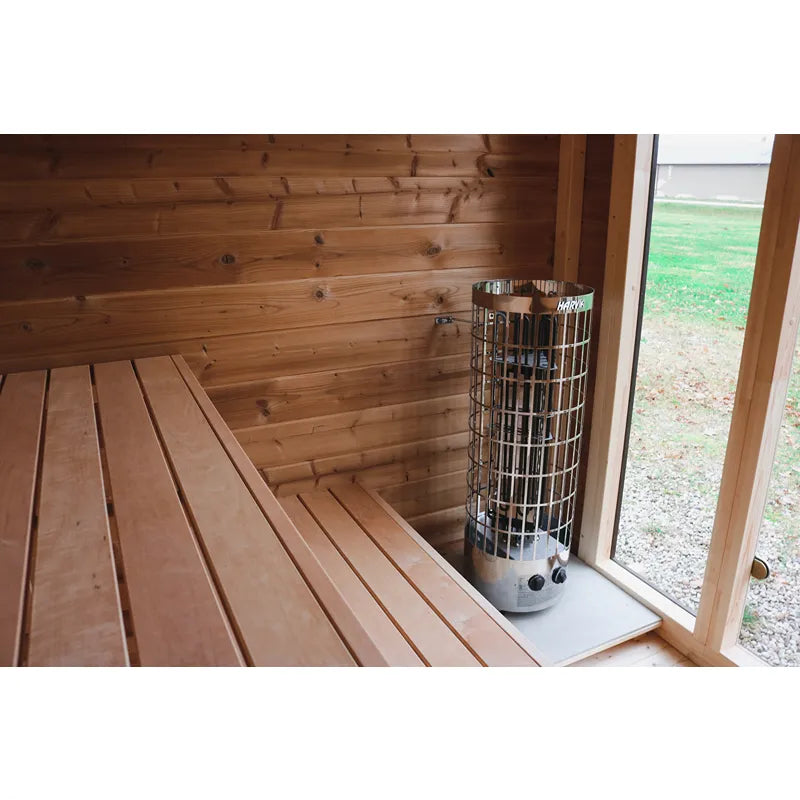 Leil® Patio XS Gartensauna von Leil® Saunas mit Holzbänken und Saunaofen im Innenraum