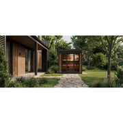 Leil® Patio XS – Gartensauna 4 Personen 4,9 m² von Leil® Saunas in modernem Garten mit Holzfassade
