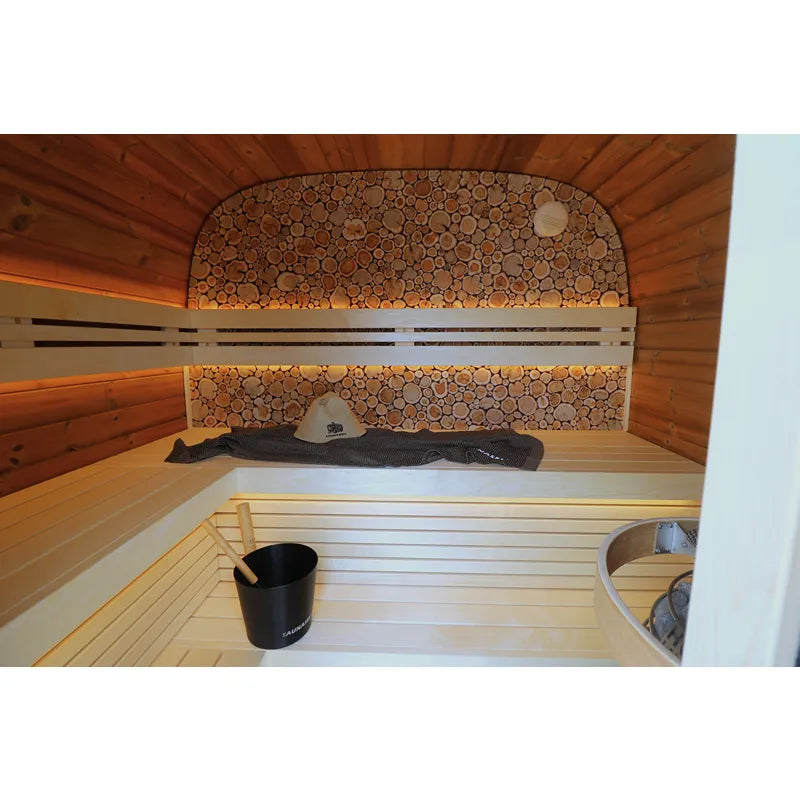 Leil Round Cube Mini Gartensauna 4 Personen Innenraum mit Holzbänken und dekorativer Rückenlehne