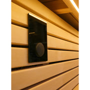 Leil® Round Cube Relax Gartensauna - Holzwand mit schwarzem Steuerungsmodul und Bedienknopf