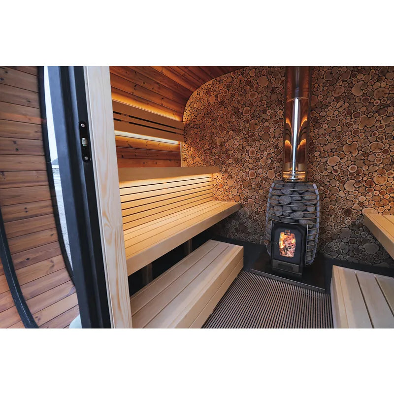 Leil Round Cube Single Premium Gartensauna Innenraum mit Holzbänken, Saunaofen und Holzwandverkleidung
