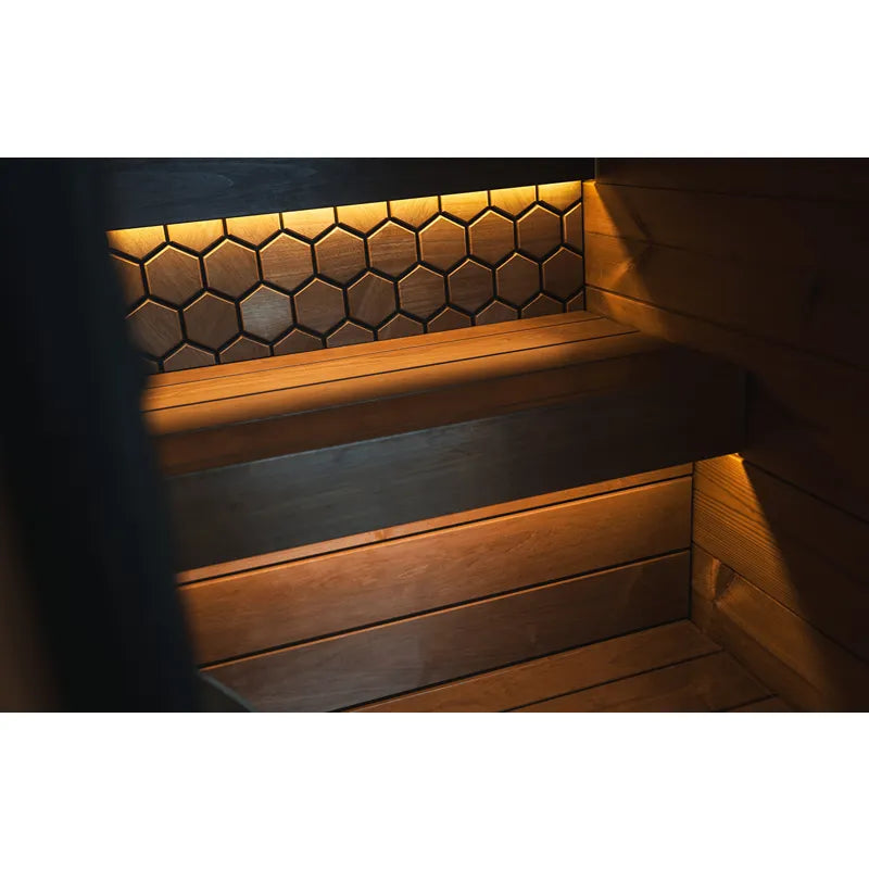 Leil® Viva 120 Gartensauna Innenraum mit Holzbänken und geometrischem Rückenlehnen-Design von Leil® Saunas