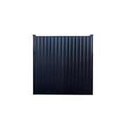 Nordik Wellness Signature M Kompakte Luxus-Gartensauna mit dunkelgrauer Metallverkleidung und vertikalen Lamellen, Frontansicht