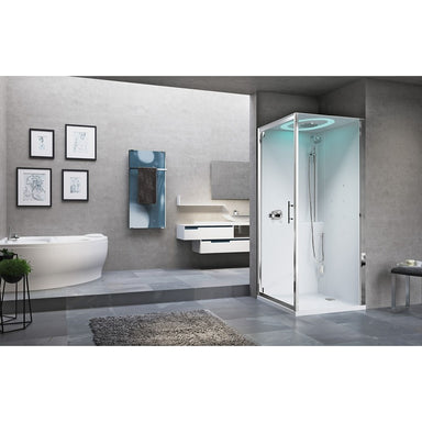Modernes Badezimmer mit Novellini EON GF Dampfdusche – elegante Komplettkabine mit Glasdrehtür, LED-Beleuchtung und integrierter Dampfsauna, perfekt ins stilvolle Badambiente integriert.