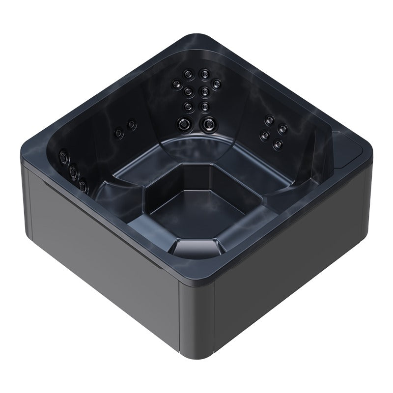Novitek M-0 Outdoor Whirlpool mit schwarzem Innenbereich, mehreren Düsen an den Innenseiten und grauem Außengehäuse, quadratisches Design für 7 Personen