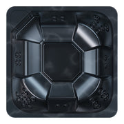 Draufsicht auf Novitek M-0 Outdoor Whirlpool in Schwarz mit achteckigem Design, sechs Sitzplätzen und Wasserdüsen an den Wänden