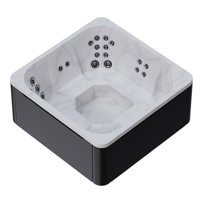 Novitek M-0 Outdoor Whirlpool in Weiß und Schwarz mit Massagedüsen an allen vier Seiten, Ansicht von oben