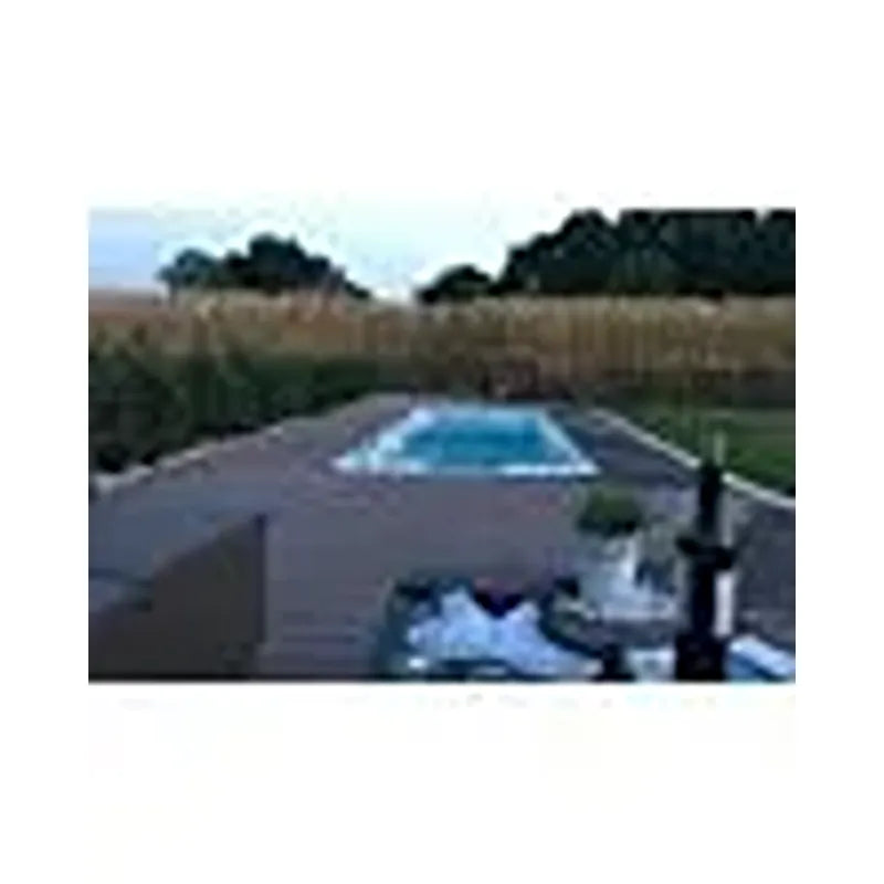 Passion Spas Aquatic 2 Swim Spa für 2 Personen im Garten mit Holzterrasse