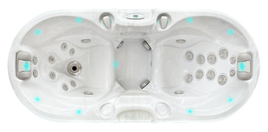 Top-View des Passion Spas Bliss Whirlpools mit ergonomischem Design und LED-Licht