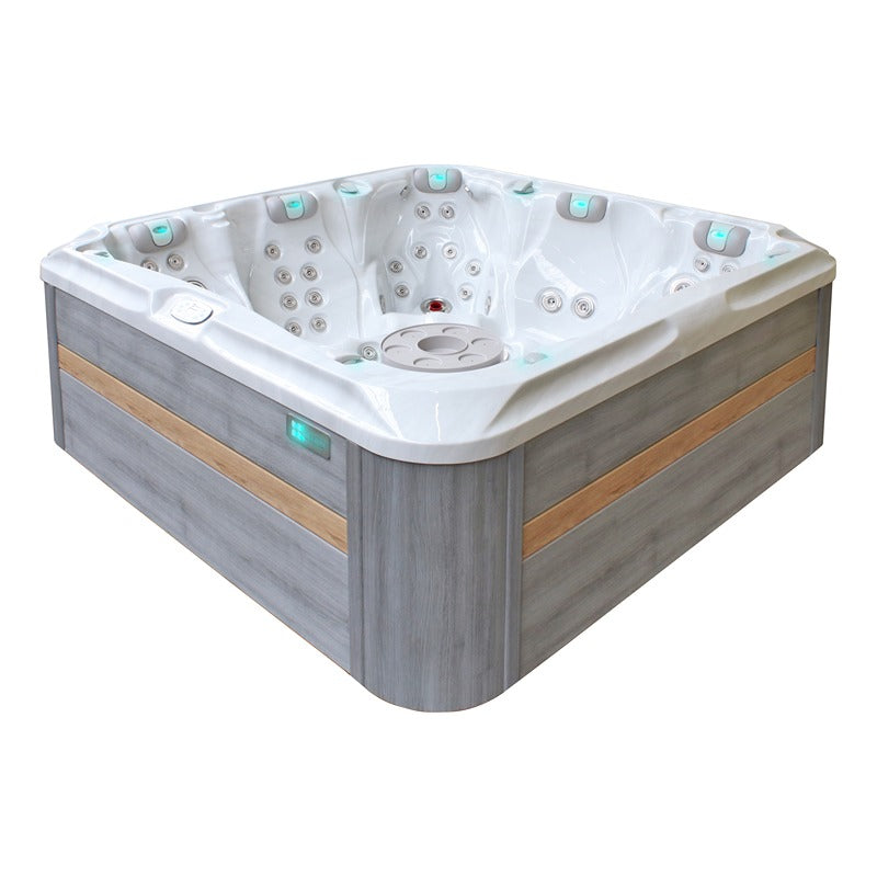 Passion Spas Devotion Outdoor Whirlpool mit grauer Holzoptik und moderner Formensprache