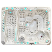 Innenansicht des Passion Spas Ecstatic Whirlpools mit ergonomischen Sitz- und Liegeplätzen