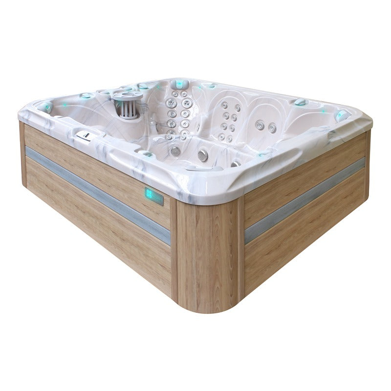 Passion Spas Harmony Whirlpool mit Holzverkleidung, weißem Wannenrand und Massagedüsen für 9 Personen, Draufsicht.