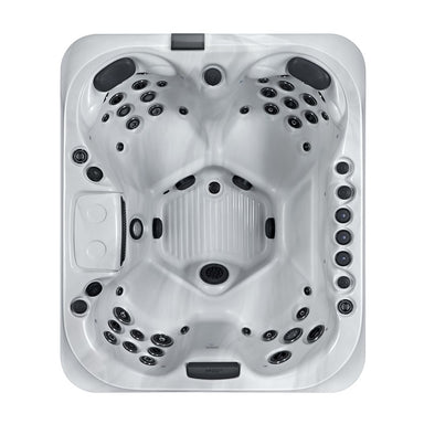 Vogelperspektive auf den Platinum Spas Capri Luxury Hot Tub mit vier ergonomischen Sitzplätzen und 49 strategisch platzierten Hydrojets