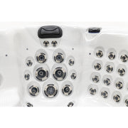 Platinum Spas Palma Whirlpool mit intensiven Rückenmassage-Düsen und ergonomischer Kopfstütze

