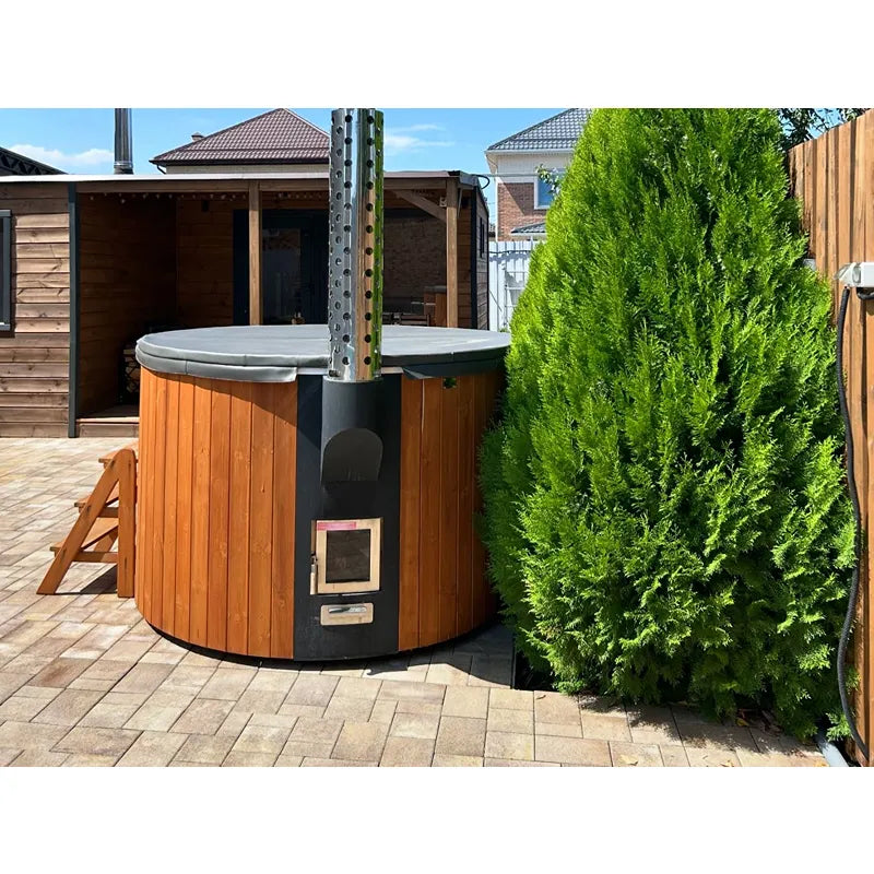 Polar Spa Elite 180 Outdoor Badefass mit integriertem Holzofen für 2-4 Personen