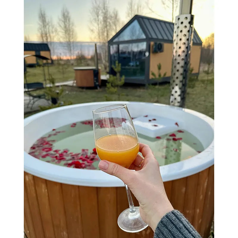 Polar Spa Elite 180 Outdoor Badefass mit integriertem Holzofen für 2-4 Personen