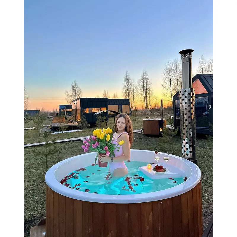 Polar Spa Elite 180 Outdoor Badefass mit integriertem Holzofen für 2-4 Personen