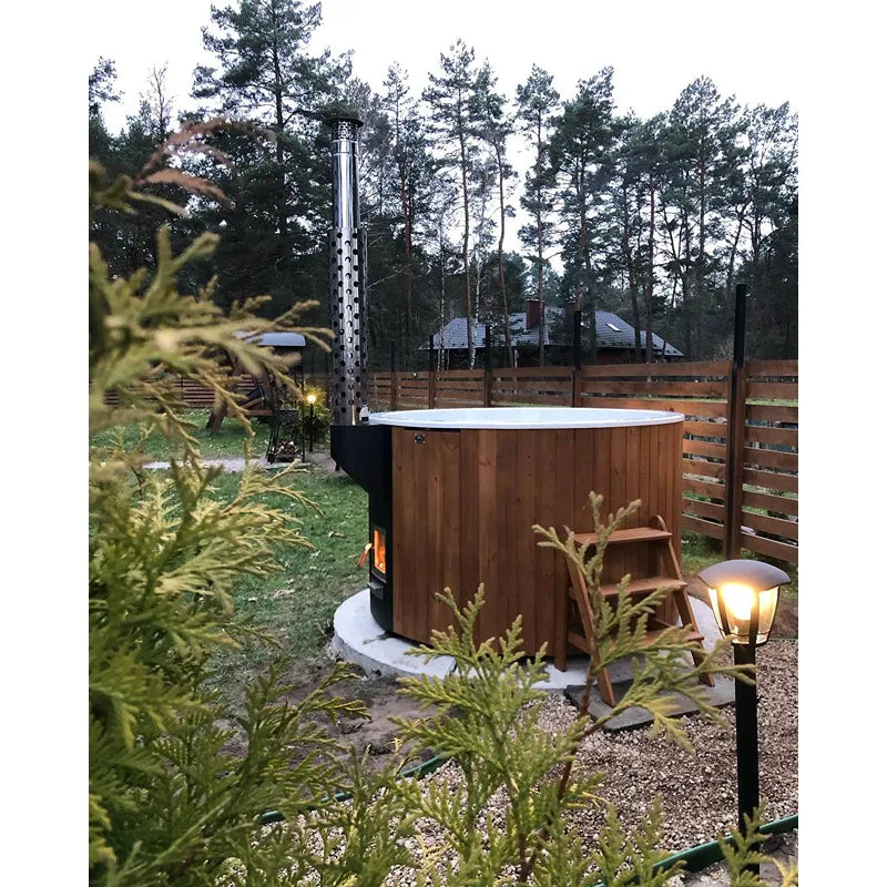 Polar Spa Elite 180 Outdoor Badefass mit integriertem Holzofen für 2-4 Personen