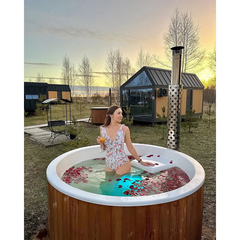 Polar Spa Elite 180 Outdoor Badefass mit integriertem Holzofen für 2-4 Personen
