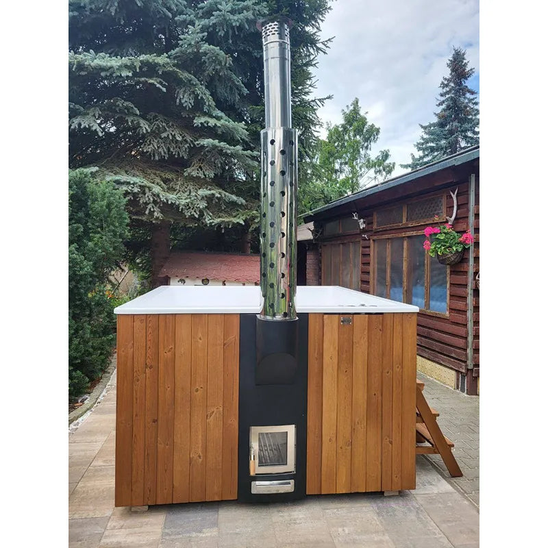 Polar Spa Elite Quattro 180 Outdoor Badefass mit integriertem Holzofen für 4 Personen