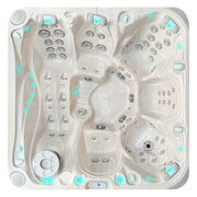 Whirlpool-Innenansicht des Polar Spa Admire mit beiger Wannenfarbe und LED-Beleuchtung