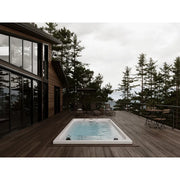 Portcril Relax 13 Swim Spa - Schwimm- & Wellness Spa in Weiß auf Holzterrasse mit Seeblick