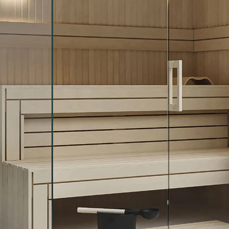 Savne Štrus Air Classic Innensauna mit Espenholz, Innenansicht mit Holzbänken und Glastür