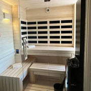 Savne Štrus Air Premium Innensauna - Modernes Design 15×120mm mit Holzbank und schwarzen Heizelementen