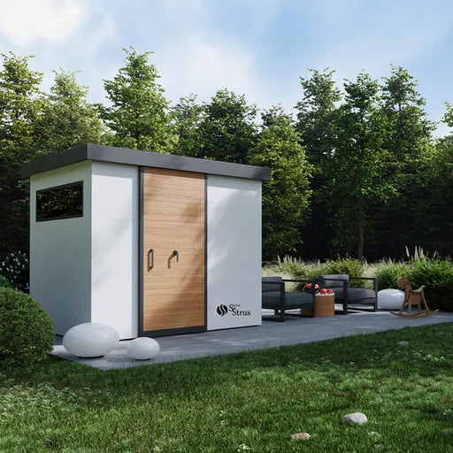 Savne Štrus Gartensauna Garden – Finnisch/BIO Sauna mit weißer Fassade und Holztür im Garten