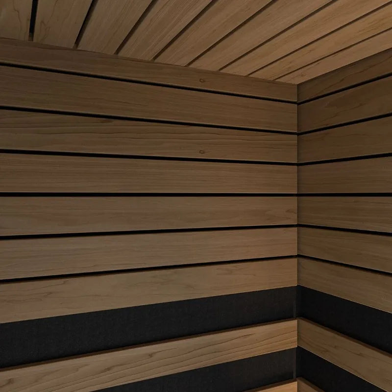 Savne Štrus Infrarot- & Salzsauna - Wellness bei niedriger Temperatur Innenraum mit Holzbänken