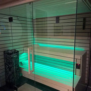 Savne Štrus Pure Innensauna - Minimalistisches Design 21×90mm mit grüner LED-Beleuchtung, Holzbänken und Glastür