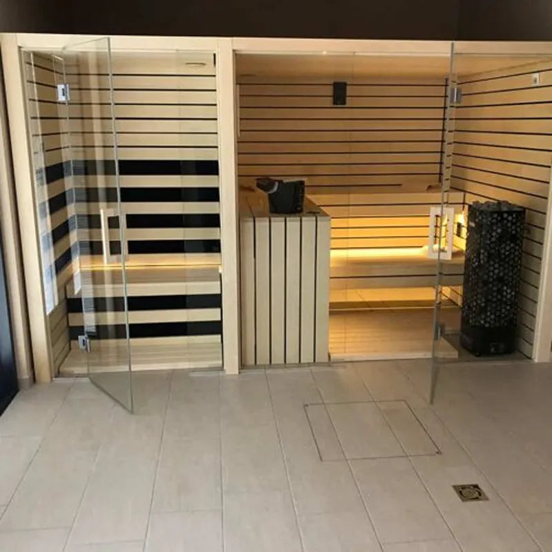 Savne Štrus Pure Innensauna - Minimalistisches Design 21×90mm mit Glasfront, Holzbänken und LED-Beleuchtung in modernem Wohnraum