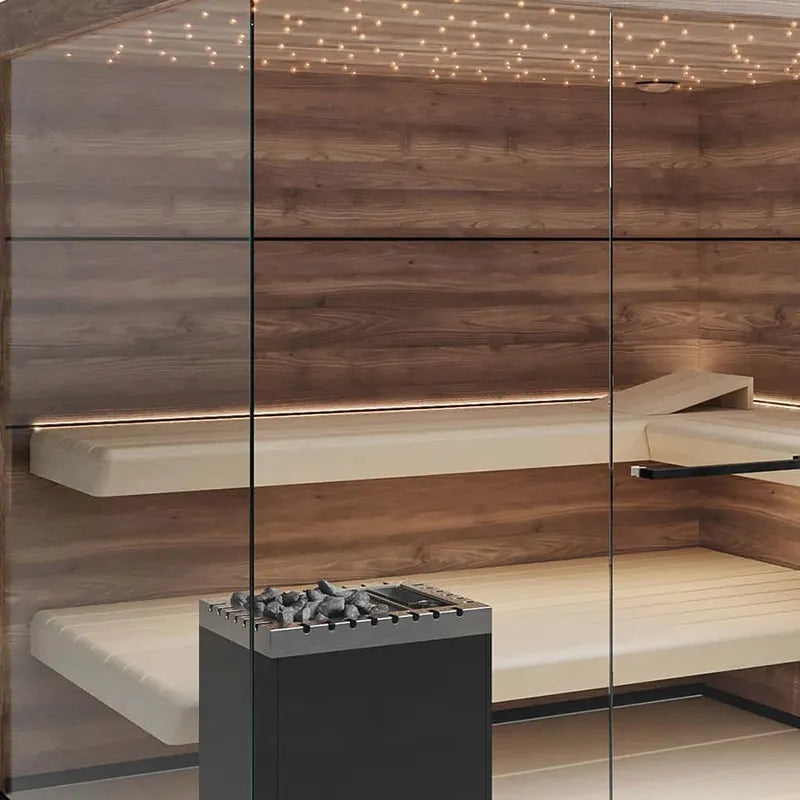 Savne Štrus Supreme Innensauna Luxuskollektion mit Glasfront, Innenraum mit Holzbänken, Glastür und Saunaofen