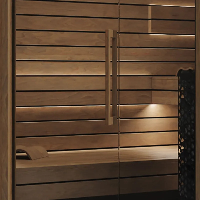 Termo Pure Innensauna von Savne Štrus mit wärmebehandeltem Holz, Innenraum mit Holzbänken und moderner Beleuchtung