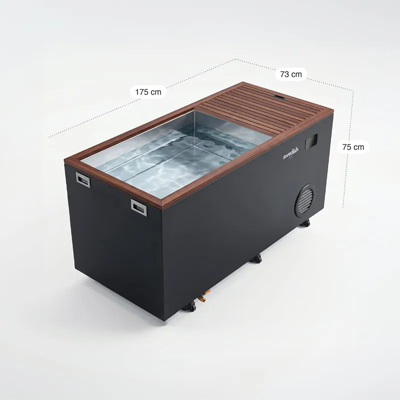 Swedish Cold Generation 4S Eisbad 190x78x87 mit Holzabdeckung, schwarzem Korpus und Abmessungen (175cm x 73cm x 75cm)