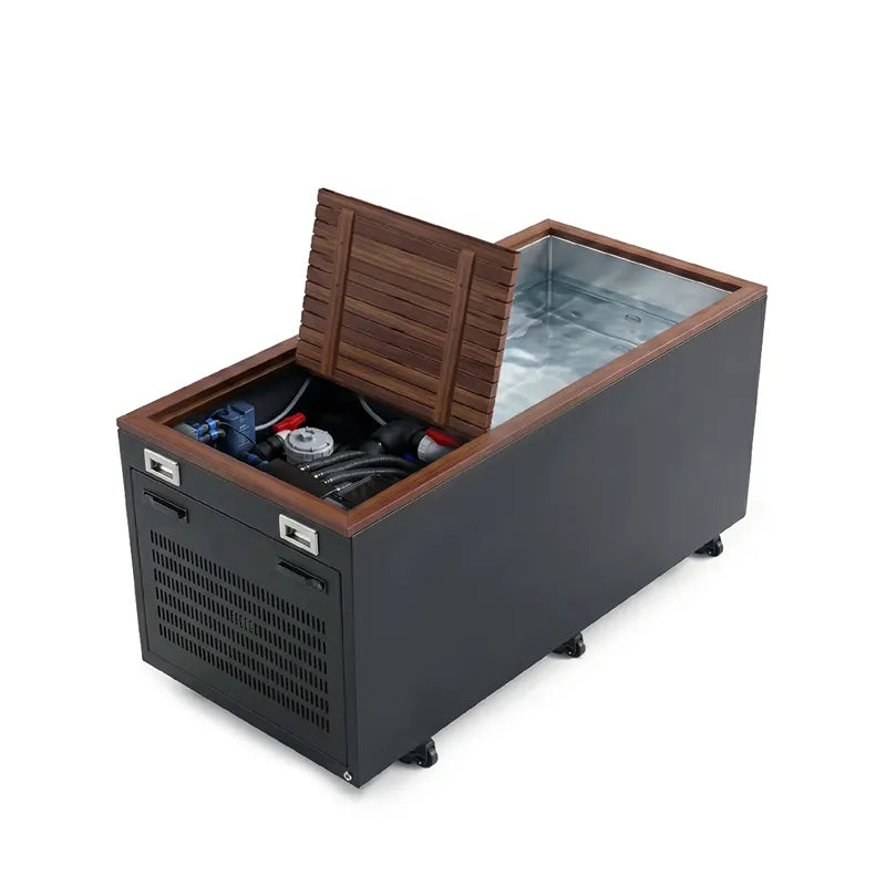 Swedish Cold Generation 4S Eisbad 190x78x87 mit offenen Deckeln zeigt Wasserbecken und Technik