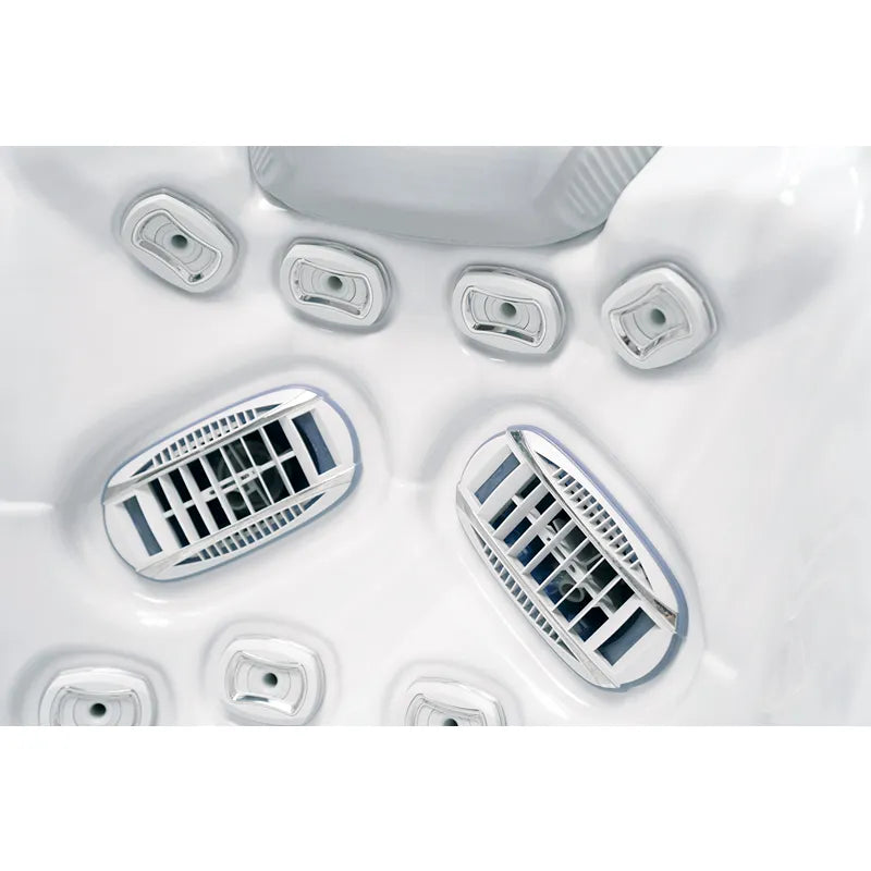 Wellis Elbrus Life Whirlpool Draufsicht mit Massagedüsen und Sitzbereichen