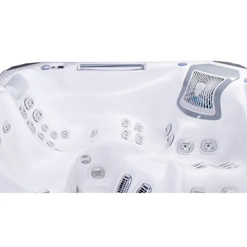 Wellis Everest Life Whirlpool von oben mit 5 Sitzen, 68 Düsen und Massagefunktionen