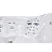Wellis Kilimanjaro Life Premium Whirlpool Draufsicht mit 59 Jets und Massagedüsen