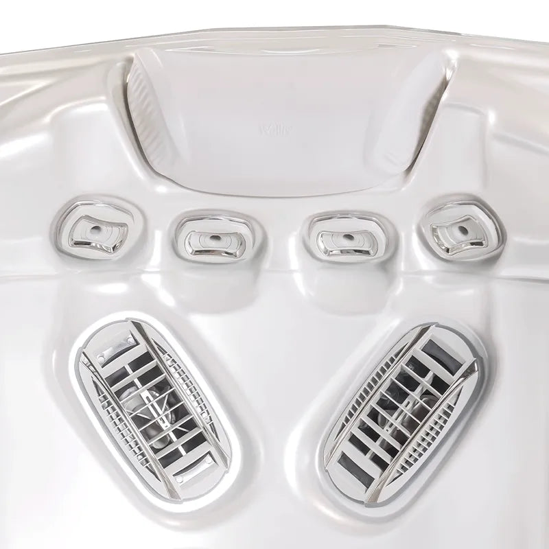 Wellis Mandala Life Whirlpool Innenansicht mit 46 Jets und ergonomischen Sitzbereichen von oben