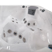 Wellis Palermo Life Premium-Whirlpool Innenraum von oben mit Massagedüsen, Luftdüsen und Steuerungselementen