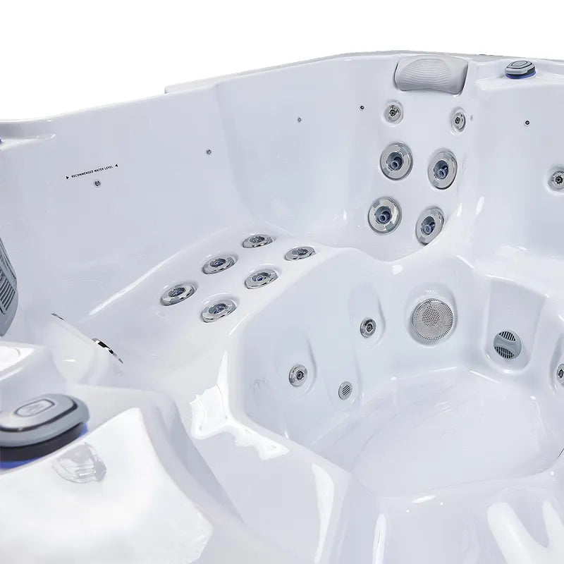 Wellis Prague Life Whirlpool Innenbecken mit Massagejets und Düsen