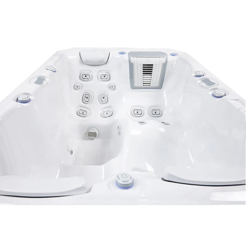 Wellis Teide Life Premium Whirlpool von oben mit 32 Jets, 3 Sitze, Düsen und Steuerungselementen