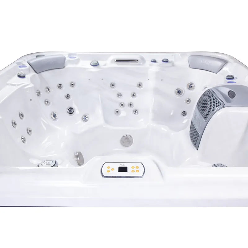 Wellis Vienna Life Whirlpool Innenraum mit Massagedüsen und Steuerungspanel von oben