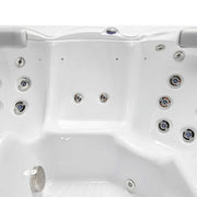 Wellis Pluto – Classic Line Whirlpool 5 Personen von oben mit Massagedüsen und Hydromassage-System