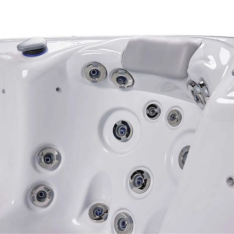 Wellis Venus – Classic Line Whirlpool 6 Personen Draufsicht mit Massagedüsen und Kopfstütze